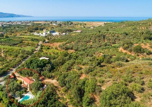 Villa Miguela: Large Private Pool, A/C, WiFi, Eco-Friendly