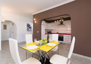 Villa Moradites A. Beautiful 3 Bedroom Villa. Communal Pool. Adeje.