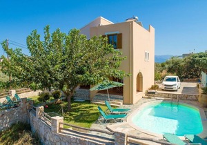 Villa Neria: Large Private Pool, Sea Views, A/C, WiFi