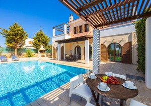 Villa Nikolas Large Private Pool AC WiFi