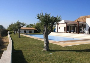 Villa Oasis Azul - beautiful villa with heated private pool, short walk to all amenities
