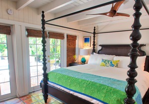 Villa Paradiso: A unique mid-town paradise