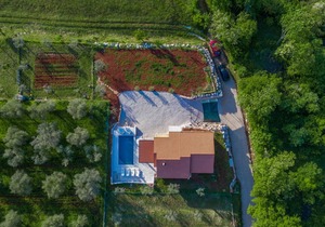 Villa Pendolina with Private Pool, Garden and BBQ