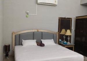villa royal Palms Aarey milk colony Goregaon East