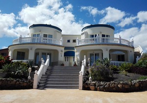 VILLA ROYAL - Villa with WIFI, sea view, BBQ, quiet location for 4 persons