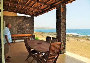Villa São José, Bed and Breakfast Santiago Island: DOUBLE ROOM "VERDE"