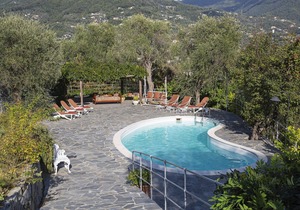 Villa San Massimo with pool by Wonderful Italy