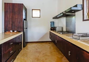 Villa Sasoon 4, 100 mt to Beach