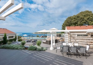 Villa Sea Side Drvenik with private pool near the sea on Drvenik Mali Island - Trogir