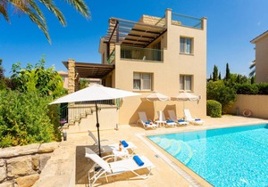 Villa Serenity in Polis