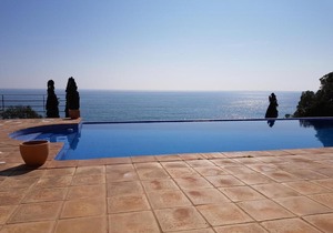 Villa Tamarit Guest House