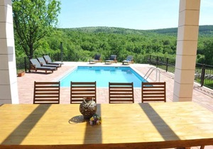 Villa Tijara near Trilj,with Pool