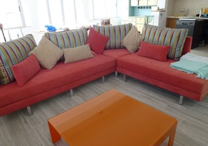 Villa to rent in Spain Escala 10 pers. With large pool