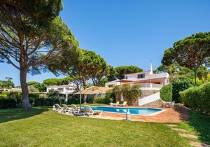 Villa Vale Do Lobo 626 3 Bedrooms Private Pool Short Walk To The Praca Vale Do Lobo