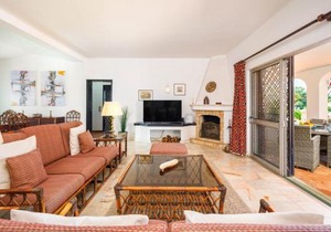 Villa Vale Do Lobo 626 3 Bedrooms Private Pool Short Walk To The Praca Vale Do Lobo