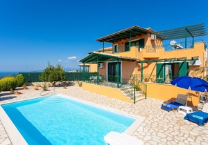 Villa Vera: Large Private Pool, Sea Views, A/C, WiFi, Eco-Friendly