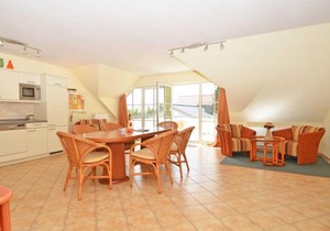 Villa Vilmblick - Wohnung 23 mit Meerblick-Balkon