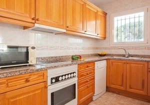 Villa with garden and swimming pool in Riells.HUTG-000995
