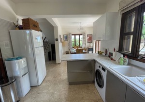 Villa with Pool. Stunning Sea and Mountain Views. Pool and large mature garden
