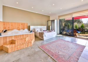 Villa with Private Pool, Garden, Jacuzzi in Kalkan
