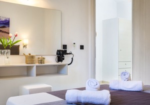 Villa with private pool in Svoronata near Avithos beach.