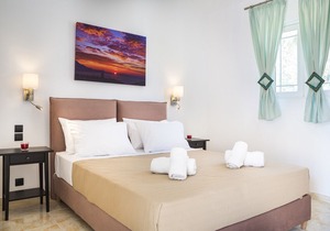 Villa with private pool in Svoronata close to Avithos beach