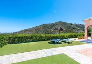Villa Yasleni Arenas by Ruralidays