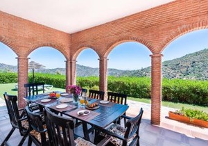 Villa Yasleni Arenas by Ruralidays