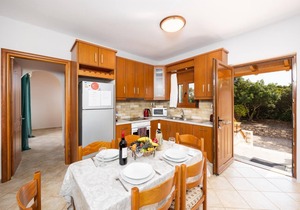 Villa Yeraki - Three Bedroom Villa, Sleeps 8