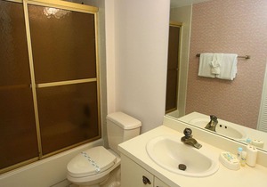 Villas of Avignon #101 Condo by RVA