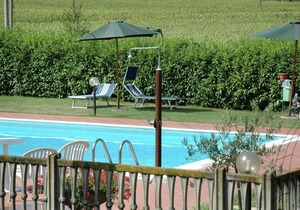 Vintage Apartment in Magione with Swimming Pool
