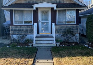 Vintage Beach Bungalow