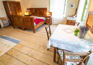 Vintage House Podliparska - Two Bedroom House