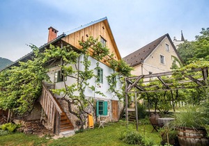 Vintage House Podliparska - Two Bedroom House