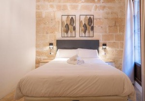 Vintage Palma Palace Apartments TI