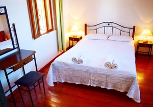 VIOLA SUITES,VILLA 2, with shared pool