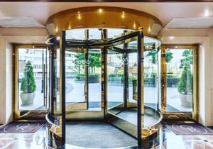 VIP 2 rooms 75m2 center of Obolon near River side