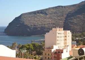 Vista al mar y montaña 2