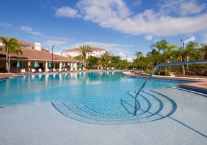 Vista Cay Island Breeze Lake View Condo Near all Parks. Walk to OCCC!