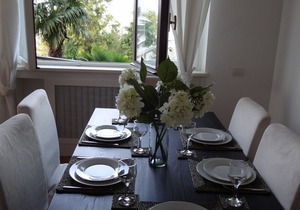 Vista Lago in centre of Stresa, large terrace, sweeping view of lake, WiFi, A/C