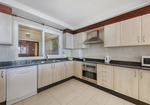 Vistamar I frontline sea Apt. in a prime location in Puerto Pollensa