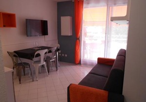 Vittoria Immobilier 5 - REGLEMENT SUR PLACE - chèques vacances acceptés