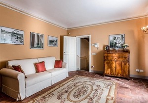 Vorno Villa Sleeps 12 with Pool Air Con and WiFi