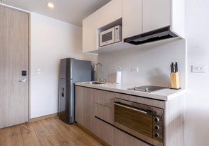 w* | Cozy Loft in Santa Ana