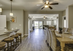 W105- Estancia 4 BD / 4 BA