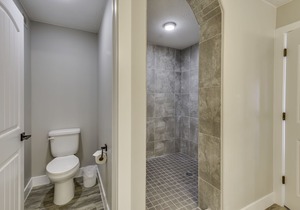 W105- Estancia 4 BD / 4 BA