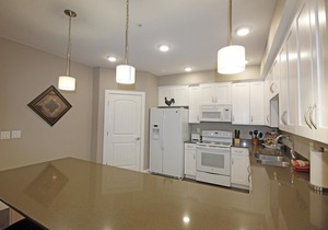 W304 - Estancia - 4 BD / 4 BA