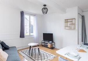 Waddington 101 - One Bedroom Apartment, Sleeps 3
