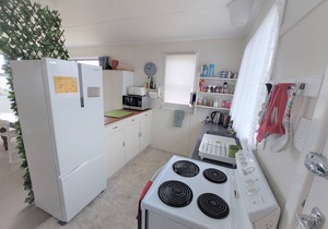 Waihi Beach family bach