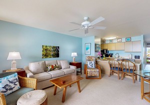 Wailua Bay View Condo w/Private Washer/Dryer, Free WiFi, Shared Pool
